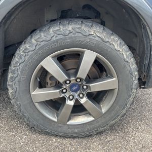 2016 FORD F-150 LARIAT thumbnail 20