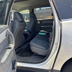 2015 Chevrolet TRAVERSE LT — миниатюра 34