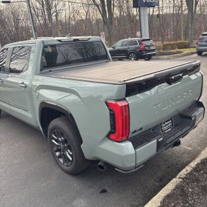 Toyota Tundra Platinum HV - 6