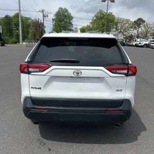 TOYOTA RAV4 - 7