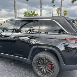 2022 JEEP GRAND CHEROKEE LIMITED — фото 6