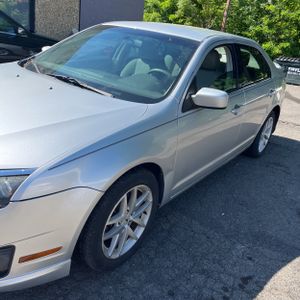 FORD FUSION SE - 2