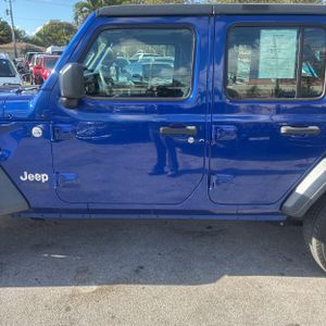 JEEP WRANGLER UNLIMITED SPORT - 4