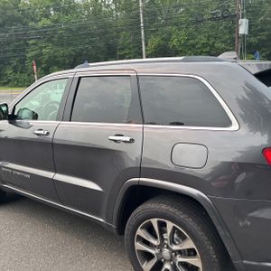 2017 JEEP GRAND CHEROKEE OVERLAND — фото 6