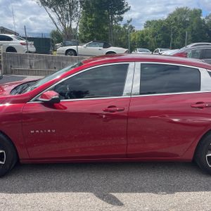 2018 Chevrolet MALIBU LT 照片 3