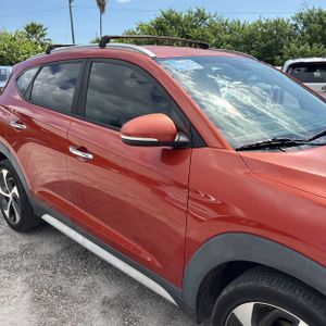 2017 Hyundai TUCSON LIMITED 照片 13