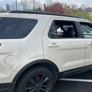 FORD EXPLORER XLT - 9