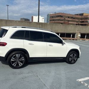 Mercedes-Benz GLB 250 4MATIC - 10