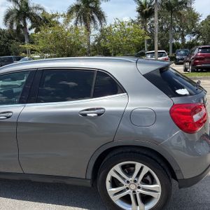 2016 Mercedes-BENZ GLA 照片 6