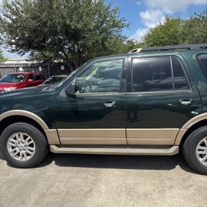 صورة 4 لـ 2013 FORD EXPEDITION XLT