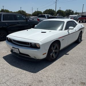 2013 Dodge CHALLENGER R/T PLUS — фото 1