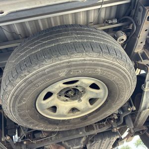 صورة مصغرة 40 لـ 2004 Nissan FRONTIER XE-V6