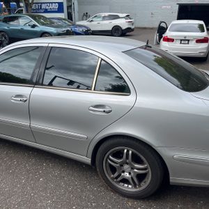 MERCEDES-BENZ E-CLASS - 6