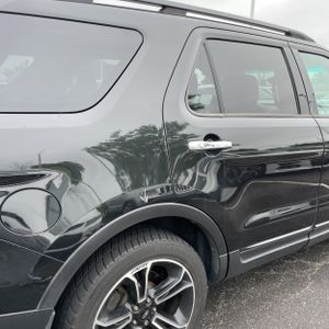 FORD EXPLORER SPORT - 8