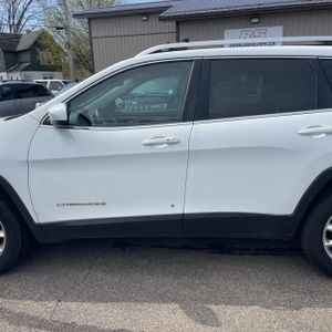 JEEP CHEROKEE LIMITED - 4