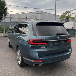 صورة 5 لـ 2023 BMW X7 XDRIVE40I