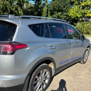 2017 Toyota RAV4 HYBRID LIMITED 照片 9
