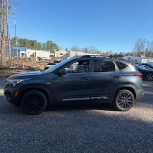 KIA SELTOS NIGHTFALL - 3