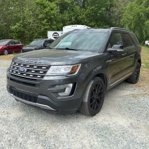 FORD EXPLORER XLT - 1