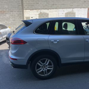 PORSCHE CAYENNE - 9