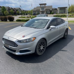 FORD FUSION SE - 1