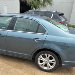 FORD FUSION SE - 6