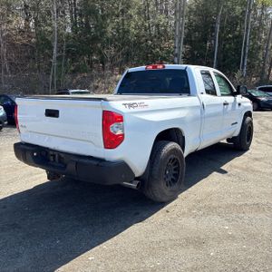 TOYOTA TUNDRA - 8