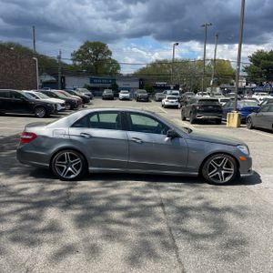 MERCEDES-BENZ E-CLASS - 10