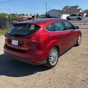 FORD FOCUS ELECTRIC - 8