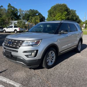 FORD EXPLORER XLT - 1