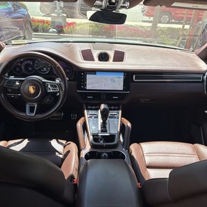 صورة مصغرة 37 لـ 2022 Porsche CAYENNE TURBO S E-HYBRID