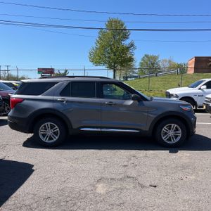 FORD EXPLORER XLT - 10