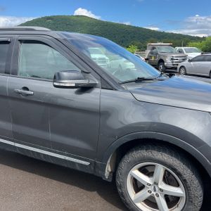 صورة مصغرة 13 لـ 2017 FORD EXPLORER XLT