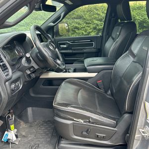 2019 RAM 2500 LARAMIE 照片 32