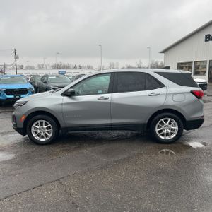 CHEVROLET EQUINOX LS - 3
