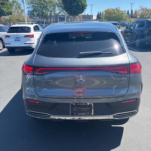 MERCEDES-BENZ EQE - 7