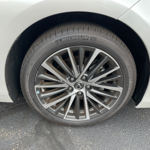 2024 Lexus ES 350 BASE — миниатюра 19