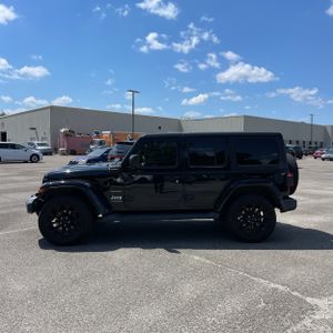 JEEP WRANGLER 4XE UNLIMITED SAHARA 4X4 - 3