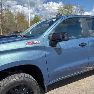 CHEVROLET SILVERADO 1500 LT TRAIL BOSS - 2