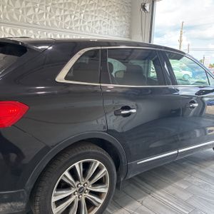 صورة 8 لـ 2017 Lincoln MKX RESERVE