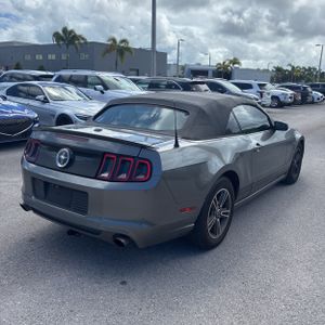 FORD MUSTANG V6 PREMIUM - 8