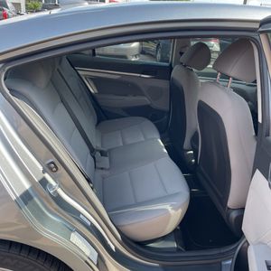 2019 Hyundai ELANTRA SEL thumbnail 34