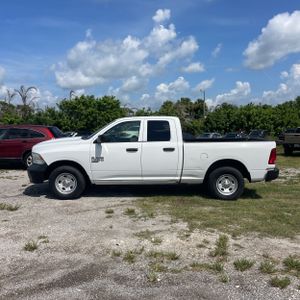 2019 RAM 1500 CLASSIC TRADESMAN 照片 3