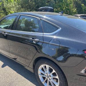 FORD FUSION SE - 6