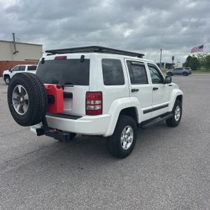 JEEP LIBERTY SPORT - 8