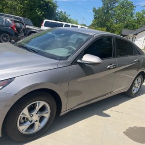 HYUNDAI ELANTRA SE - 2