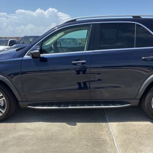 صورة 4 لـ 2021 Mercedes-BENZ GLE