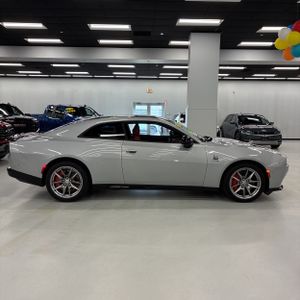 صورة 10 لـ 2025 Dodge CHARGER DAYTONA SCAT PACK AWD