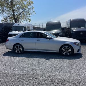 MERCEDES-BENZ E-CLASS - 10