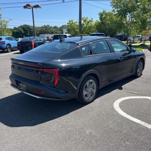 2025 KIA K4 LX photo 8